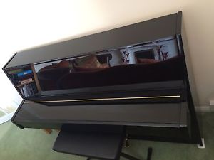 Yamaha C110 Upright Piano