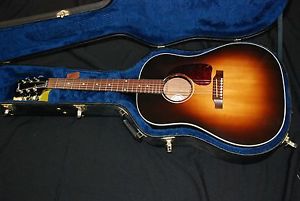 Gibson Standard J-45 Acoustic Guitar