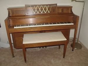 Chickering & Son Spinnet Piano, Excellent Condition Bay City, Michigan
