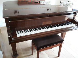 JOHN BRINSMEAD 6' GRAND PIANO IN VERY GOOD PLAYING CONDITION WITH STOOL