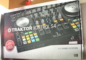 Native Instruments Traktor Kontrol S4 MK2 DJ Controller 4+1 Channel DJ System