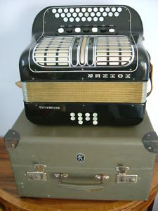 HOHNER OUVERTURE  BUTTON ACCORDION ACCORDIAN KEY C/F WITH CASE