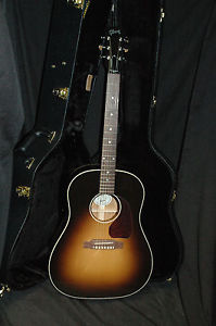 Gibson Acoustic J-45 Standard Acoustic Guitar