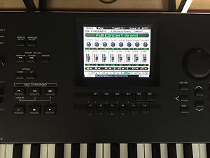 Yamaha Motif XF7 Keyboard Synthesizer