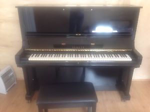 Yamaha U3 ebony polish upright piano
