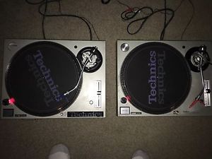 2 Technics SL-1200 MK5