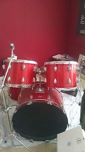 Slingerland 4 Piece Red Drum Set Vintage 70's  24" bass 14" toms 16" Floor
