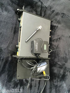Sennheiser SR 300 IEM G3 Stereo Transmitter and Receiver Headphones Rack Kit
