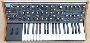 Moog Sub 37 Keyb