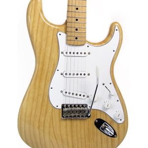 FENDER Classic Series 70s Stratocaster MIM Ash Body Near Mint! Strat