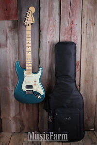 Fender® Deluxe Lone Star Stratocaster Electric Guitar HSS Strat w Deluxe Gigbag