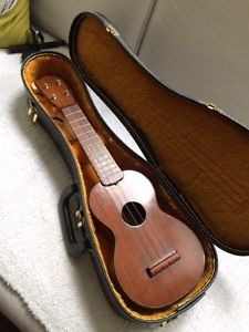 Vintage Martin Style 1 Ukulele - 1950s with Case. Excellent Original Condition.