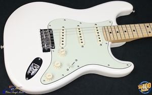 Fender Deluxe Roadhouse Strat w/ Gig Bag Olympic White NEW Stratocaster #34787