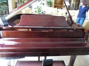 YAMAHA GRAND PLAYER PIANO-POLISHED MAHOGANY W/ IDC AND DISKLAVIER IV Lot 7010
