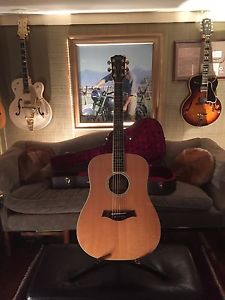 Taylor W-10 Walnut Guitar With LR Baggs MINT