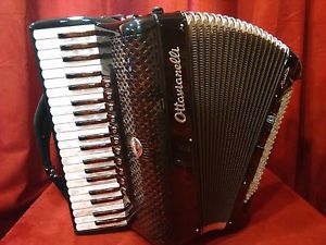 New Walnut Root Ottavianelli Super Musette Piano Accordion LMMM 41 120