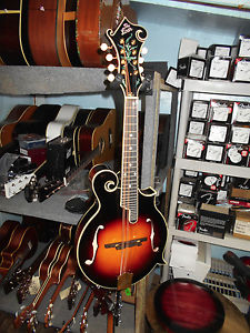 The Loar LM-700-VS F-Model Mandolin, Vintage Sunburst w/ Case