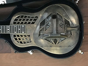 National Style 1.5 Tricone guitar in Antique brass finish