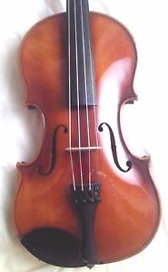 Violin by E.R Prefschner Mittenwald 1966 Strad model with certificat.
