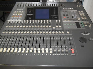 Yamaha Mischpult 02R