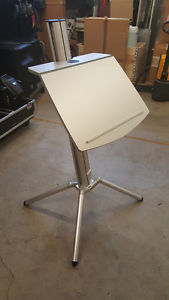 AKG Ovation Pro KM123/86 Portable Lecturn