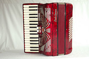 Piano accordion akkordeon PAOLO SOPRANI 48 bass