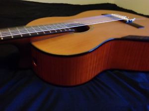 Smallman Reproduction Classical Guitar ( 7 String Guitar! )