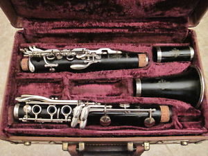 1021  Excellent Leblanc Symphonie Bb Clarinet (Professionally Restored)