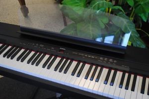 Almost new Yamaha P155 Digital Piano ( P-155 B )