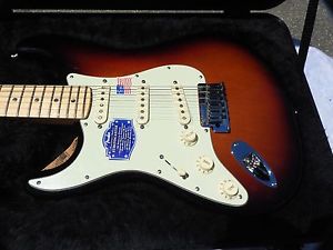 AMERICAN FENDER DELUXE STRATOCASTER LEFTY 2014 ALDER BODY MAPLE NECK+Hardcase