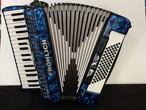 Akkordeon Fröhlich Händel 72 Bass Neuwertig