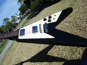 1978 Gibson Flying V Black Vintage - 55 HD Pics - 7.3 lbs.
