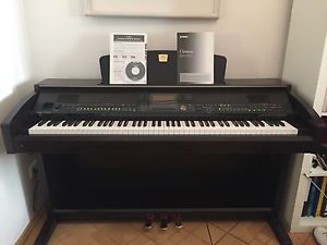 YAMAHA - Clavinova CVP- 403