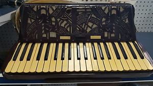 Vintage  Excelsior Concert Multi-Grand Accordion W/Case very nice