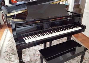 KAWAI RX-2 Grand Piano FREE DELIVERY UNDER 500 MILES polished ebony w bench