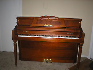 43" Mahogany Satin CONSOLE PIANO by PEARL RIVER