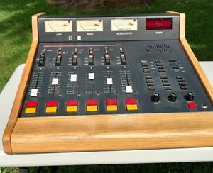 BROADCAST AUDIO CONSOLE Radio Systems RS6  Audio Console