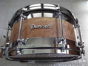 DUNNETT CLASSIC KORE STAINLESS STEEL/ BIRDSEYE MAPLE SNARE DRUM 7X14" WITH CASE