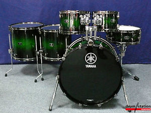 Yamaha Live Custom Shellset  in "Emerald Shadow Sunburst" - 22,10,12,14,16"