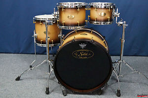 Handschuh Solid Beech Shellset in "Tobacco Burst"  -  22,10,12,14" Messestück