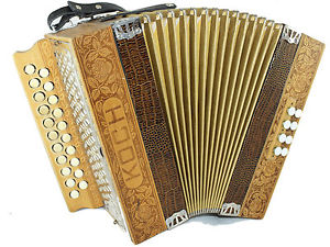 Hohner/Koch  Presswood D/G G Scale excellent  condition!!!!