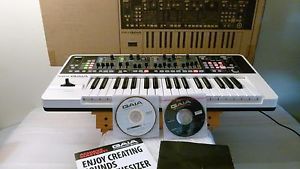 Roland SH-01 Gaia  MINT Condition! Enormous 3rd Party Library plus Editor!!