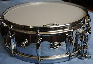 VERY RARE!!! VINTAGE. SLINGERLAND SUPER SOUND KING SNARE DRUM 5x14 BRASS SHELL.