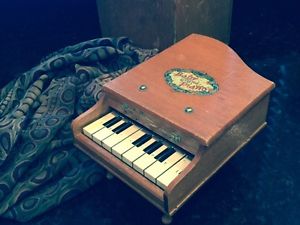 Mint Vintage Piano Pianist Keyboard Antique Case Keys Wood Mini Musician Unique