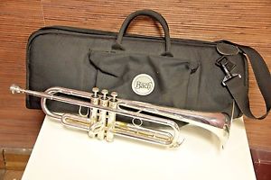 YAMANA  YTR8310Z BOBY SHEW CUSTOM Z PROFESSIONAL TRUMPET WITH VINCENT BACH CASE