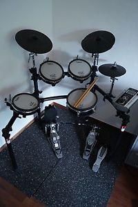 ROLAND E-Drums  V-Tour TD-9KX SET