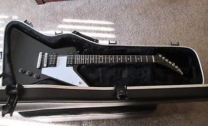 2016 Gibson Explorer T With SKB Hardshell TSA Case MPN: DSXREBCH1