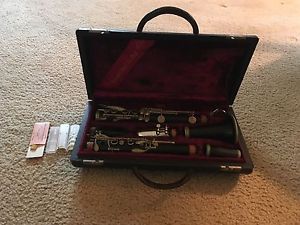 BUFFET CRAMPON PARIS PROFESSIONAL Bb WOOD CLARINET SILVER PLATED KEYS