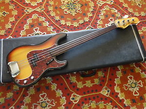 1972 Fender fretless Precision bass
