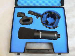 BEYERDYNAMIC MC 834 Microphone Studio condensateur + BEYER case + shockmount